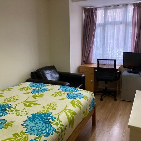 Hotel Eltar Hostle Londyn Zewnętrze zdjęcie